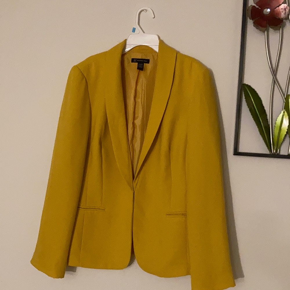 Classic Mustard Yellow Blazer